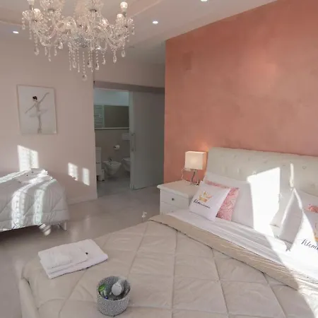 Bed & Breakfast Klemi, In Old Town Dolomia Check In Automatico