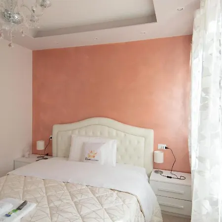 Bed & Breakfast Klemi, In Old Town Dolomia Check In Automatico