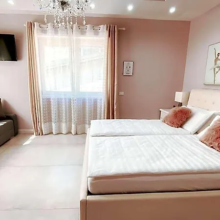 Klemi, In Old Town Dolomia Check In Automatico Bed & Breakfast