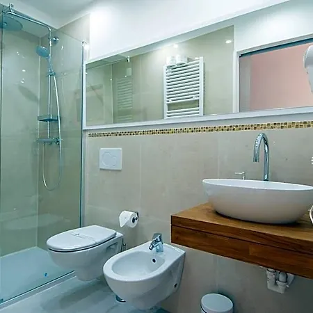 Bed & Breakfast Klemi, In Old Town Dolomia Check In Automatico Trento