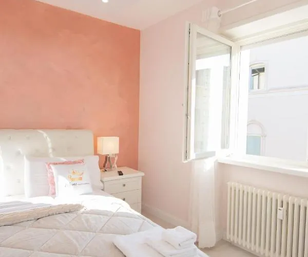 Klemi, In Old Town Dolomia Check In Automatico 3* Trente