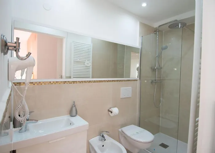 Klemi, In Old Town Dolomia Check In Automatico Couette-café