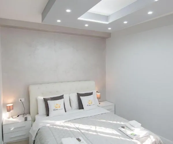 Klemi, In Old Town Dolomia Check In Automatico Couette-café