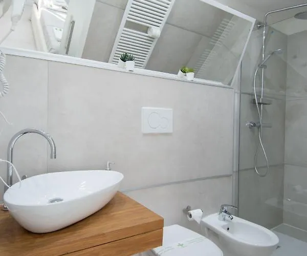 Klemi, In Old Town Dolomia Check In Automatico Trente